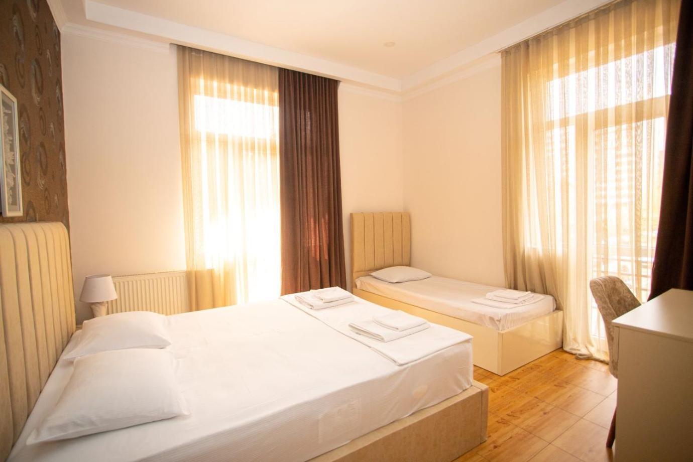Hotel Irise Batumi Exterior foto
