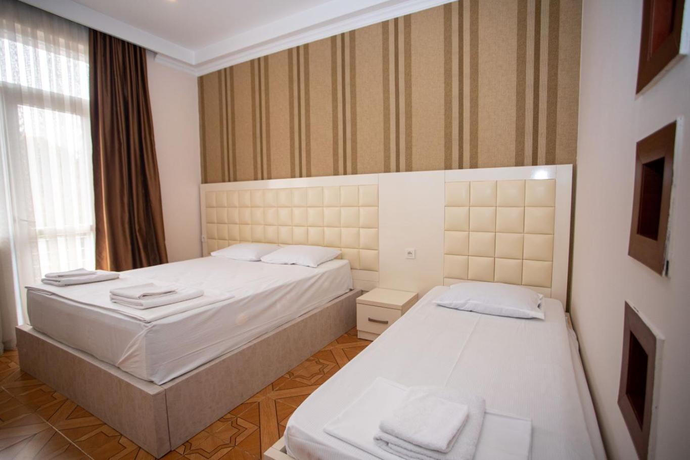 Hotel Irise Batumi Exterior foto