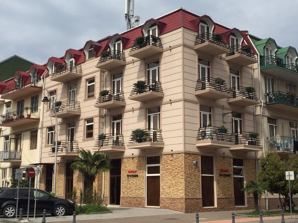 Hotel Irise Batumi Exterior foto