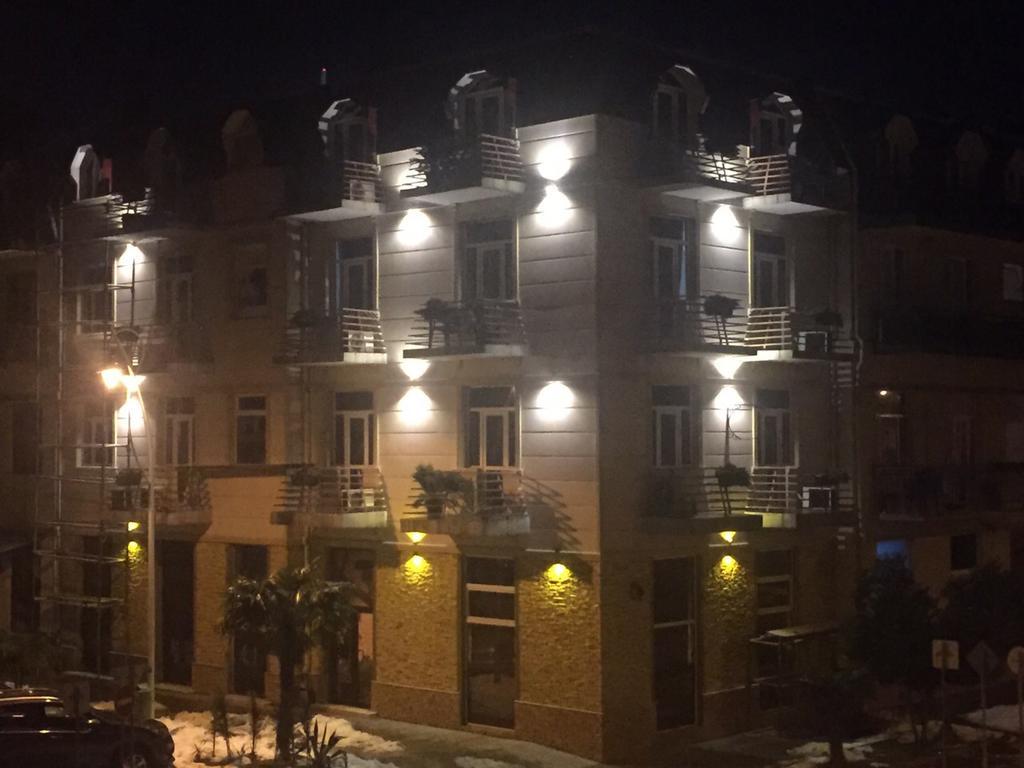 Hotel Irise Batumi Exterior foto