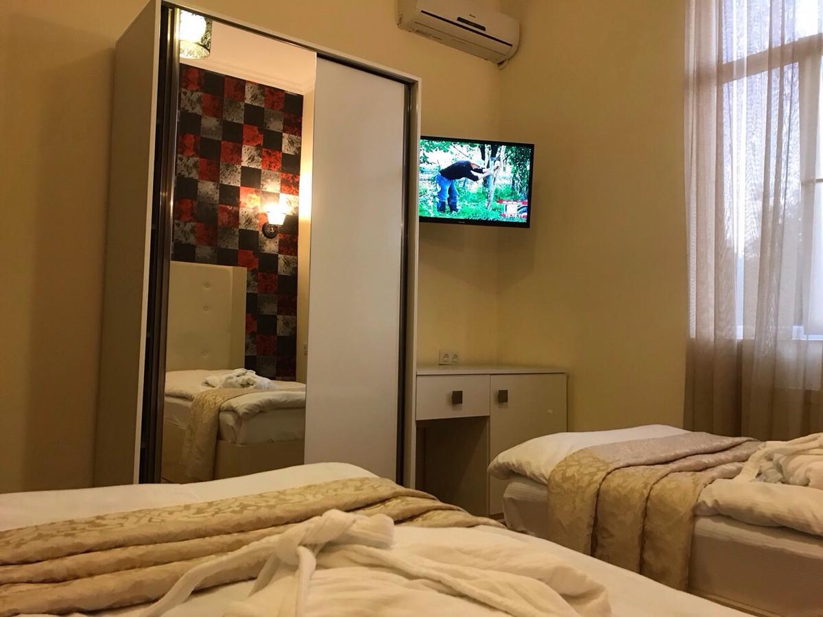 Hotel Irise Batumi Exterior foto